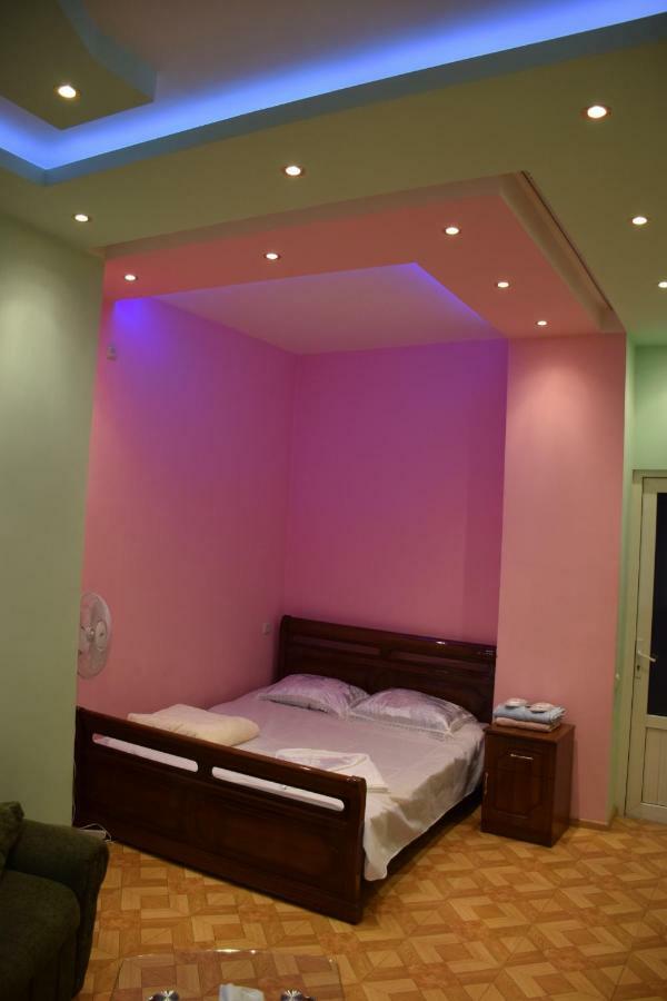 Manand Hotel Yerevan Luaran gambar